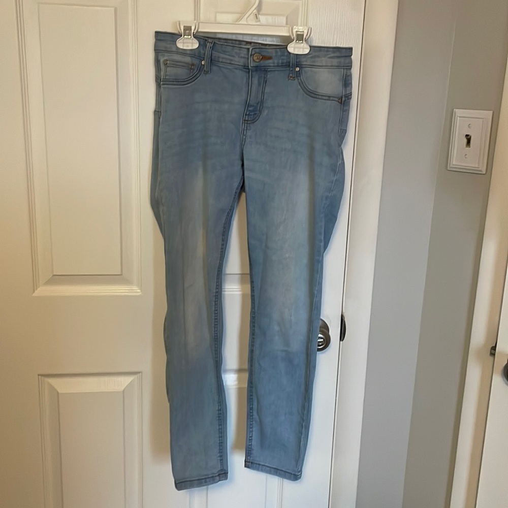 Curvy Skinny light wash Skinny Jeans
